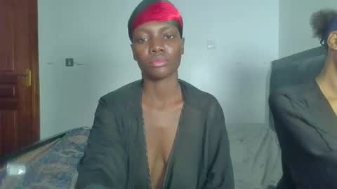 peach_ebonny online show from 06-04-26, 06:58