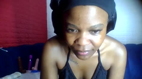 peach_melbah online show from 06-18-26, 09:14