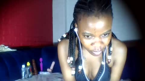 peach_melbah online show from 06-25-26, 07:35
