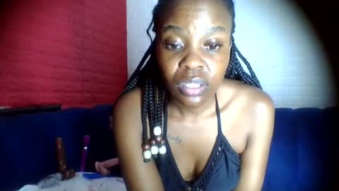 peach_melbah online show from 06-25-26, 09:41