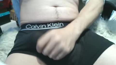 Snapshot of peacheshubby chatting on 05-07-26, 01:38 hard4u online show from 05-07-26, 01:38