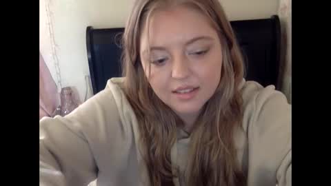 Snapshot of peachritual chatting on 09-14-25, 07:46 PeachRitual online show from 09-14-25, 07:46