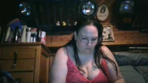 Snapshot of peachtree197 chatting on 02-05-25, 03:02 peachtree197 online show from 02-05-25, 03:02