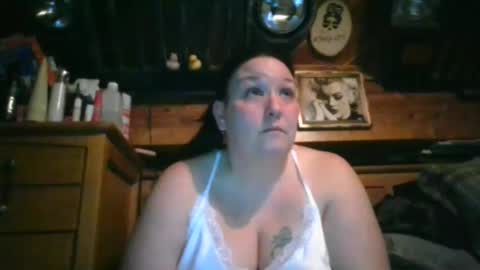 Snapshot of peachtree197 chatting on 02-12-25, 12:58 peachtree197 online show from 02-12-25, 12:58