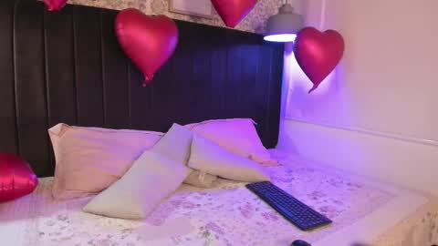 Snapshot of peachy_dh chatting on 02-13-26, 05:20 peachy online show from 02-13-26, 05:20