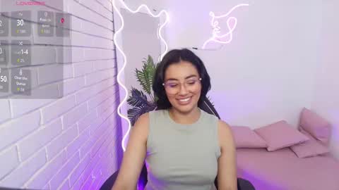 peachy_tay online show from 12-05-25, 11:41