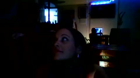 Snapshot of peachyfknpeach chatting on 10-11-25, 04:27 Peachy online show from 10-11-25, 04:27