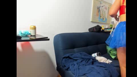 Snapshot of peanut_tangerine chatting on 11-01-25, 12:56 Tangerine Penaut online show from 11-01-25, 12:56