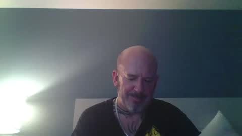 Snapshot of peanutbutterandjealous1 chatting on 06-12-26, 08:52 peanutbutterandjealous1 online show from 06-12-26, 08:52