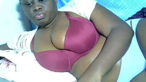 Keci online show from 06-17-26, 02:03