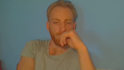 Ginger Dick online show from 10-18-25, 12:28