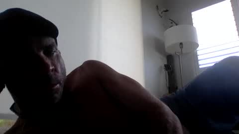 Snapshot of pedro________8 chatting on 02-03-25, 06:13 pedro________8 online show from 02-03-25, 06:13