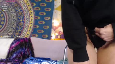 Snapshot of peekclimaxxx chatting on 03-04-25, 03:15 NEXT CHILL SESH 1130 930pm -ish PEEK online show from 03-04-25, 03:15