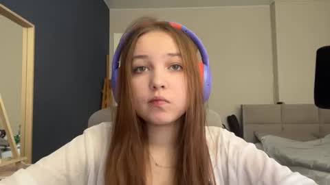 Luna Vale online show from 06-21-26, 12:08