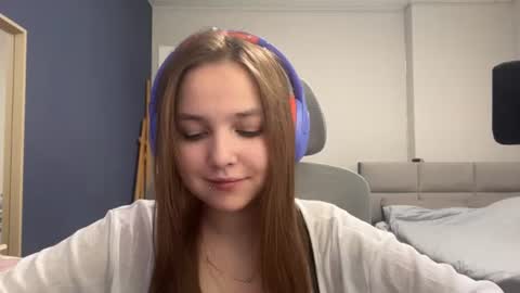 Luna Vale online show from 06-23-26, 03:10