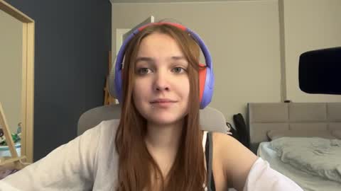 Luna Vale online show from 06-24-26, 03:11