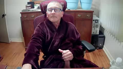 Snapshot of peepingmale chatting on 12-28-24, 01:38 peepingmale online show from 12-28-24, 01:38