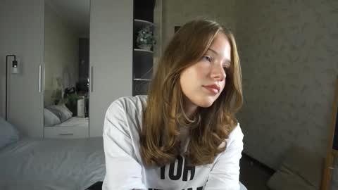 Kate online show from 09-23-25, 02:09