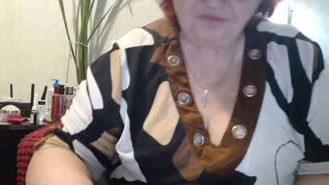 Snapshot of peggysoft chatting on 04-01-26, 04:15 PeggySoft online show from 04-01-26, 04:15