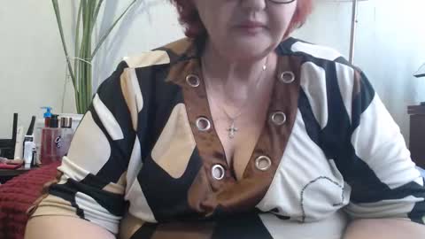 Snapshot of peggysoft chatting on 04-04-26, 11:18 PeggySoft online show from 04-04-26, 11:18
