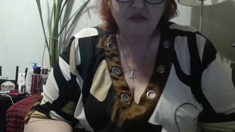 Snapshot of peggysoft chatting on 04-07-26, 05:57 PeggySoft online show from 04-07-26, 05:57
