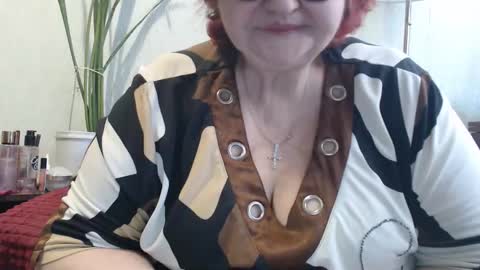 Snapshot of peggysoft chatting on 04-13-26, 07:47 PeggySoft online show from 04-13-26, 07:47