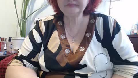 Snapshot of peggysoft chatting on 04-30-26, 11:05 PeggySoft online show from 04-30-26, 11:05