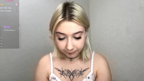  HERES ALICE  WELCOME EVERYONE LOVENSE DOMI REACT TO YOUR TIPS LETS MAKE A GREAT SHOW TOGETHER  online show from 09-16-25, 04:35