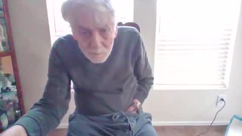 pem1650 online show from 10-18-25, 04:41