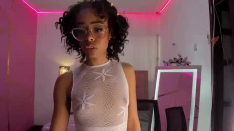 peneelopeecute online show from 02-17-25, 10:03