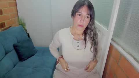 Penelope online show from 10-06-25, 07:22