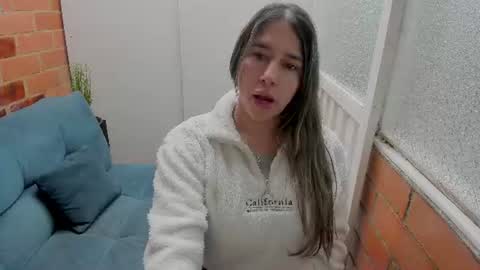 Penelope online show from 06-18-26, 07:07