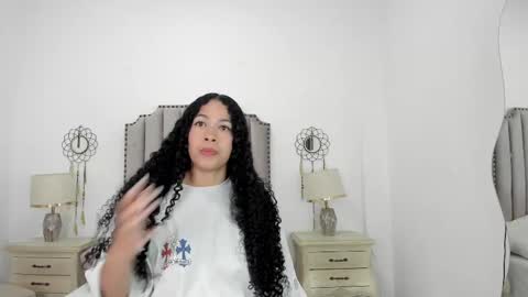 Snapshot of penelope_douglas chatting on 10-09-25, 06:11 penelope douglas online show from 10-09-25, 06:11