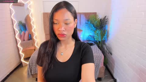 Snapshot of penelope_tay chatting on 12-20-24, 03:58 penelope online show from 12-20-24, 03:58
