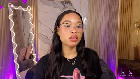 Snapshot of penelope_tay chatting on 03-28-26, 03:39 penelope online show from 03-28-26, 03:39