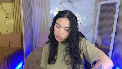 Snapshot of penelope_tay chatting on 04-19-26, 03:28 penelope online show from 04-19-26, 03:28