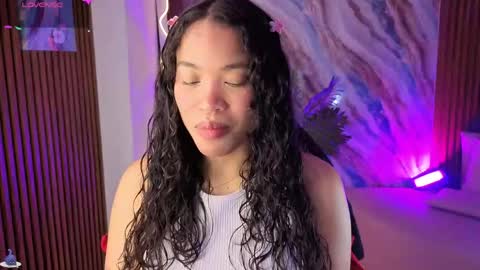 Snapshot of penelope_tay chatting on 05-04-26, 03:24 penelope online show from 05-04-26, 03:24