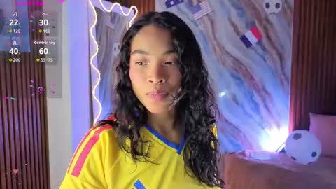 penelope online show from 06-18-26, 05:08