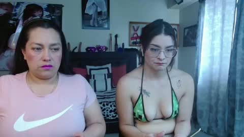 Penelope and my girlfriend Marilyn online show from 06-10-26, 02:16