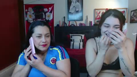 Penelope and my girlfriend Marilyn online show from 06-17-26, 02:18