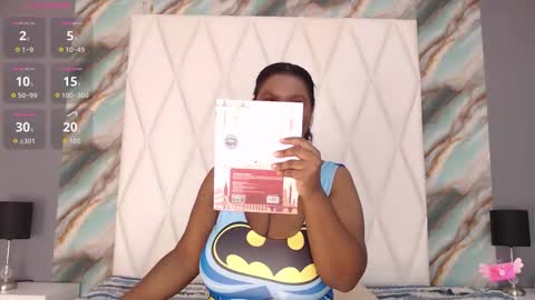 Snapshot of penelopeboobs_ chatting on 09-09-25, 06:29 online show from 09-09-25, 06:29