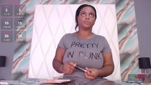 Snapshot of penelopeboobs_ chatting on 09-11-25, 05:13 online show from 09-11-25, 05:13