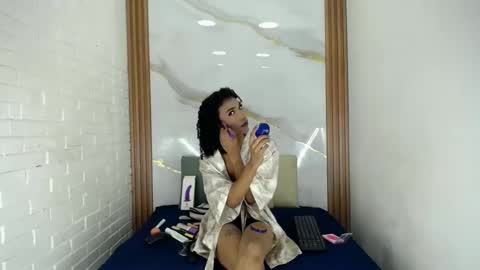 Snapshot of penelopee_rouse chatting on 09-10-25, 07:47 Penelopee Rouse online show from 09-10-25, 07:47