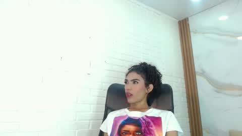 Snapshot of penelopee_rouse chatting on 10-10-25, 07:57 Penelopee Rouse online show from 10-10-25, 07:57