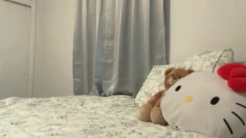 penelopeinwonderland online show from 05-08-26, 02:39