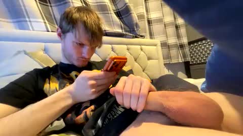 Penguin online show from 01-13-26, 06:46