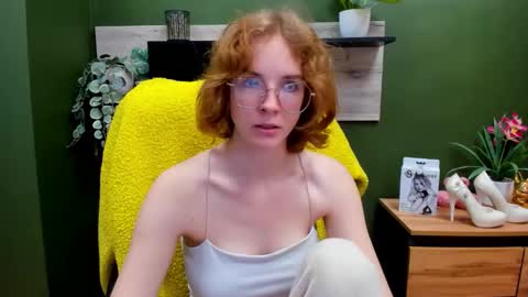 Snapshot of penny_lust chatting on 10-20-25, 06:14 Penny online show from 10-20-25, 06:14