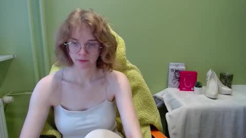 Snapshot of penny_lust chatting on 11-17-25, 07:25 Penny online show from 11-17-25, 07:25