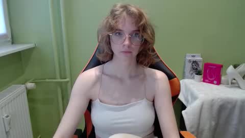 Penny online show from 11-18-25, 07:46