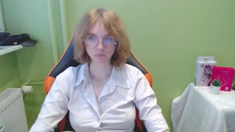 Penny online show from 11-25-25, 07:41